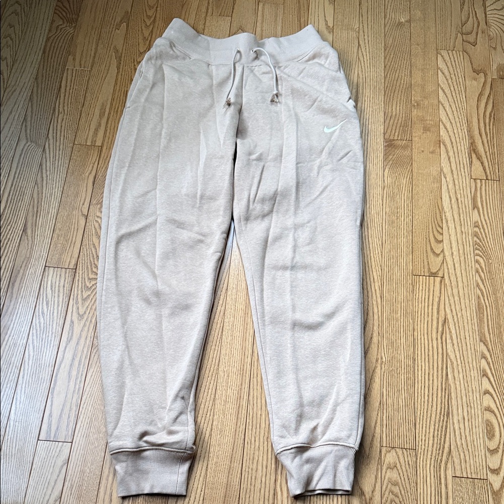 Nike Beige Sweatpants